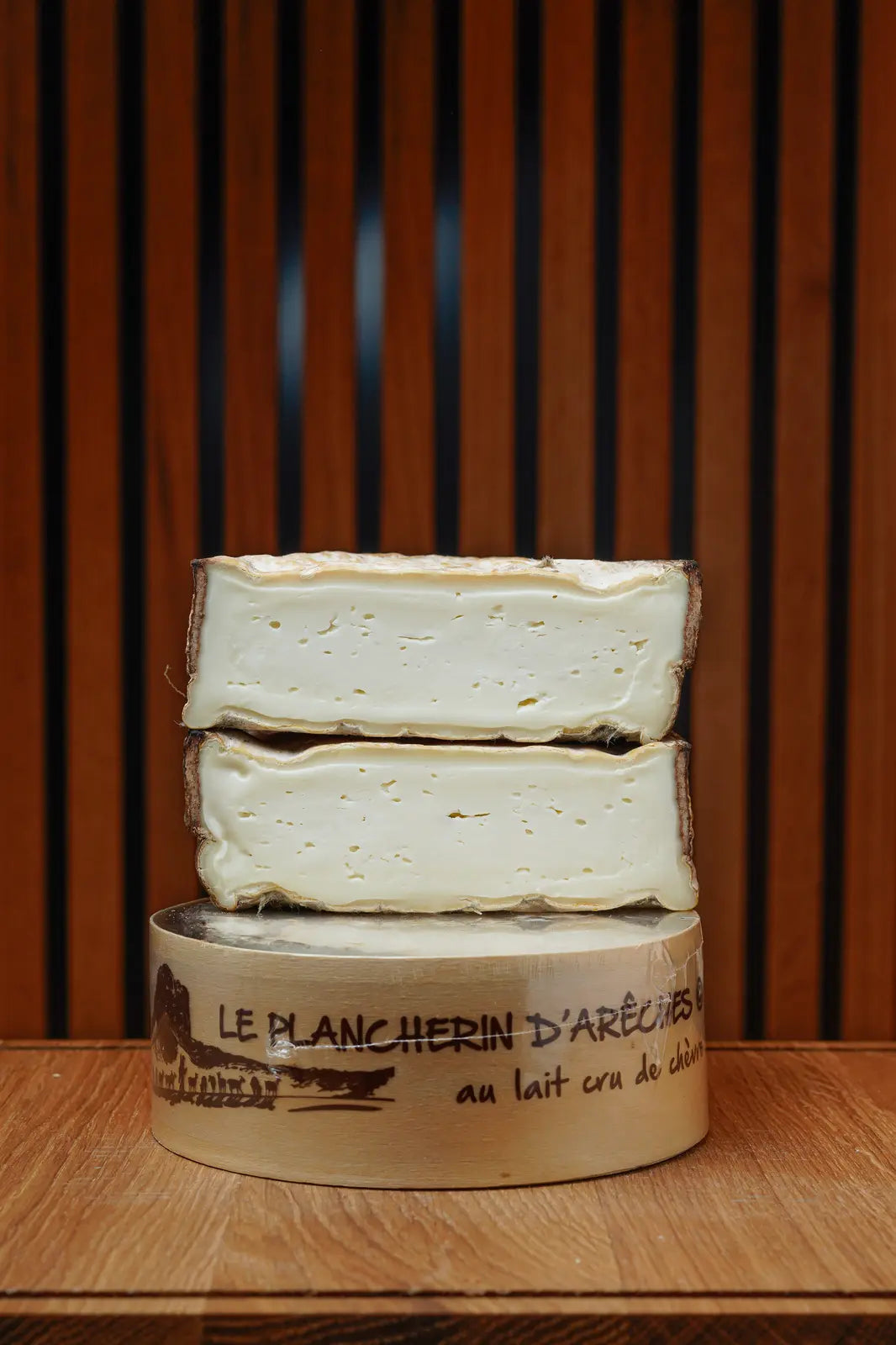 Plancherin d'Arêches — caja de madera con etiqueta
